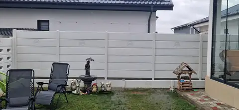 Customer photo no. 8: Konkret Line fence (Google review)