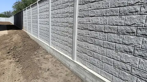 Customer photo no. 17: Konkret Line fence (Google review)