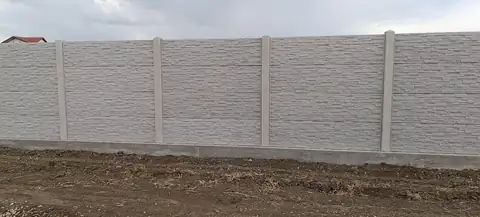 Customer photo no. 22: Konkret Line fence (Google review)