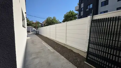 Customer photo no. 40: Konkret Line fence (Google review)